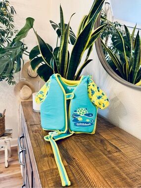 SwimSchool Kids Float Trainer Aid Vest